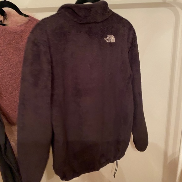 BLACK North Face zip up - Picture 5 of 6